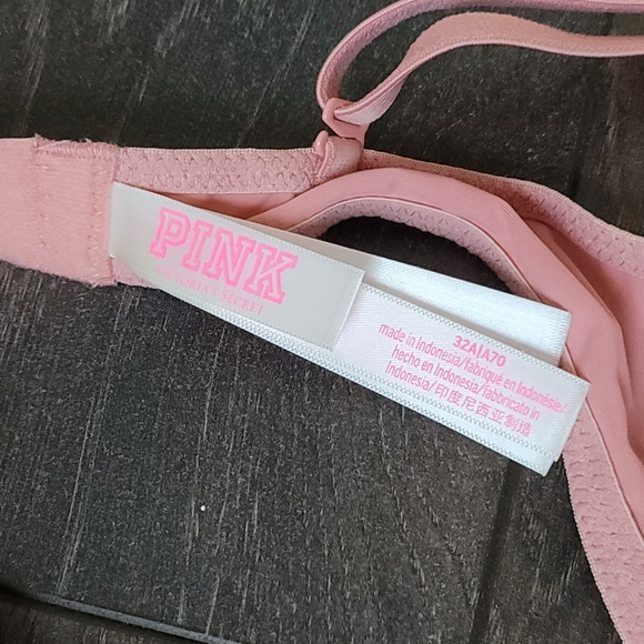 VS Pink Push-Up Bra 32A (BLACK ONLY) - Picture 5 of 12